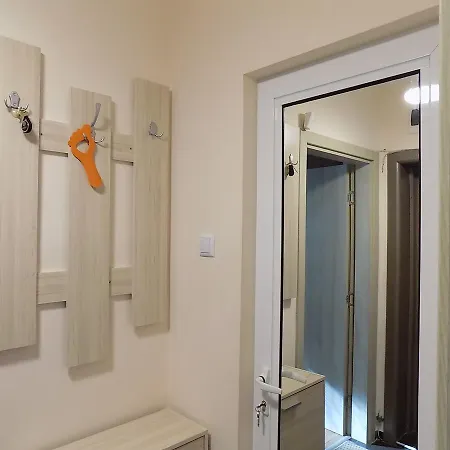 Mira Apartament Warna